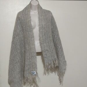Linekin bay fabrics Handwoven shawl scarf